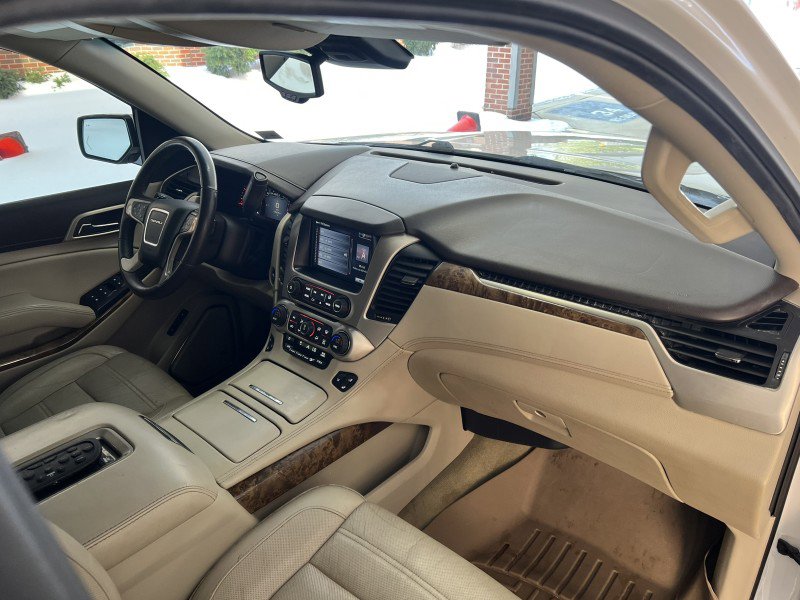 Used 2016 GMC Yukon Denali w/ Open Road Package image 31