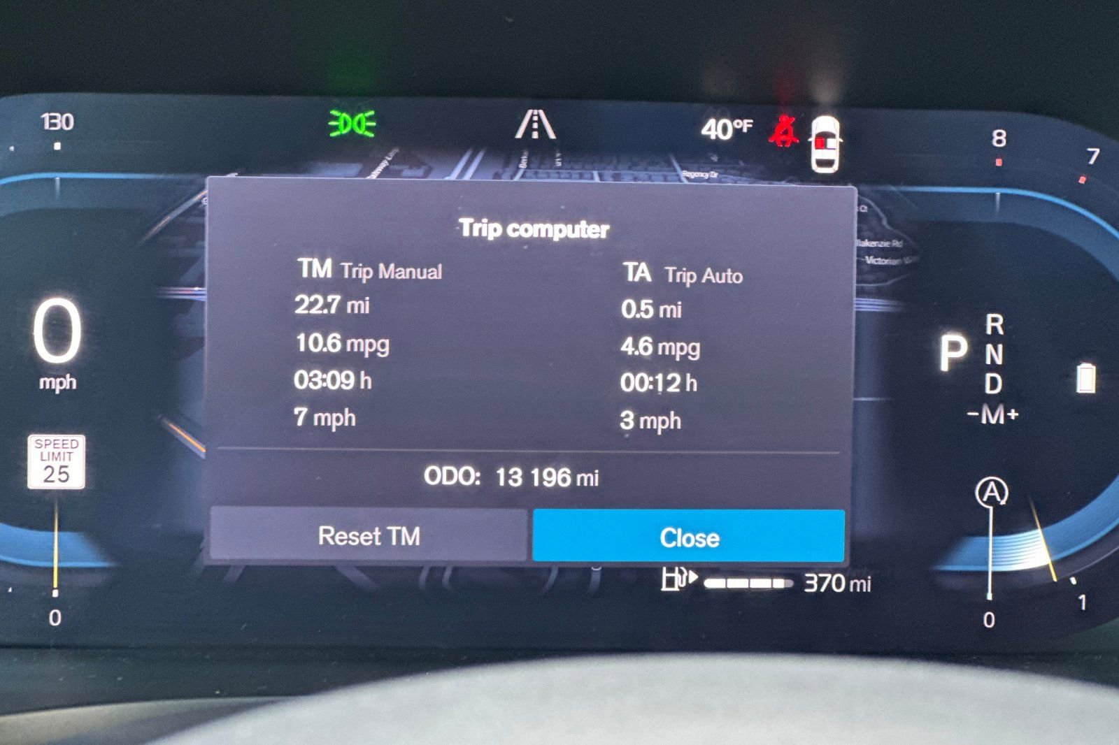 Used 2025 Volvo V60 B5 Cross Country Plus image 29