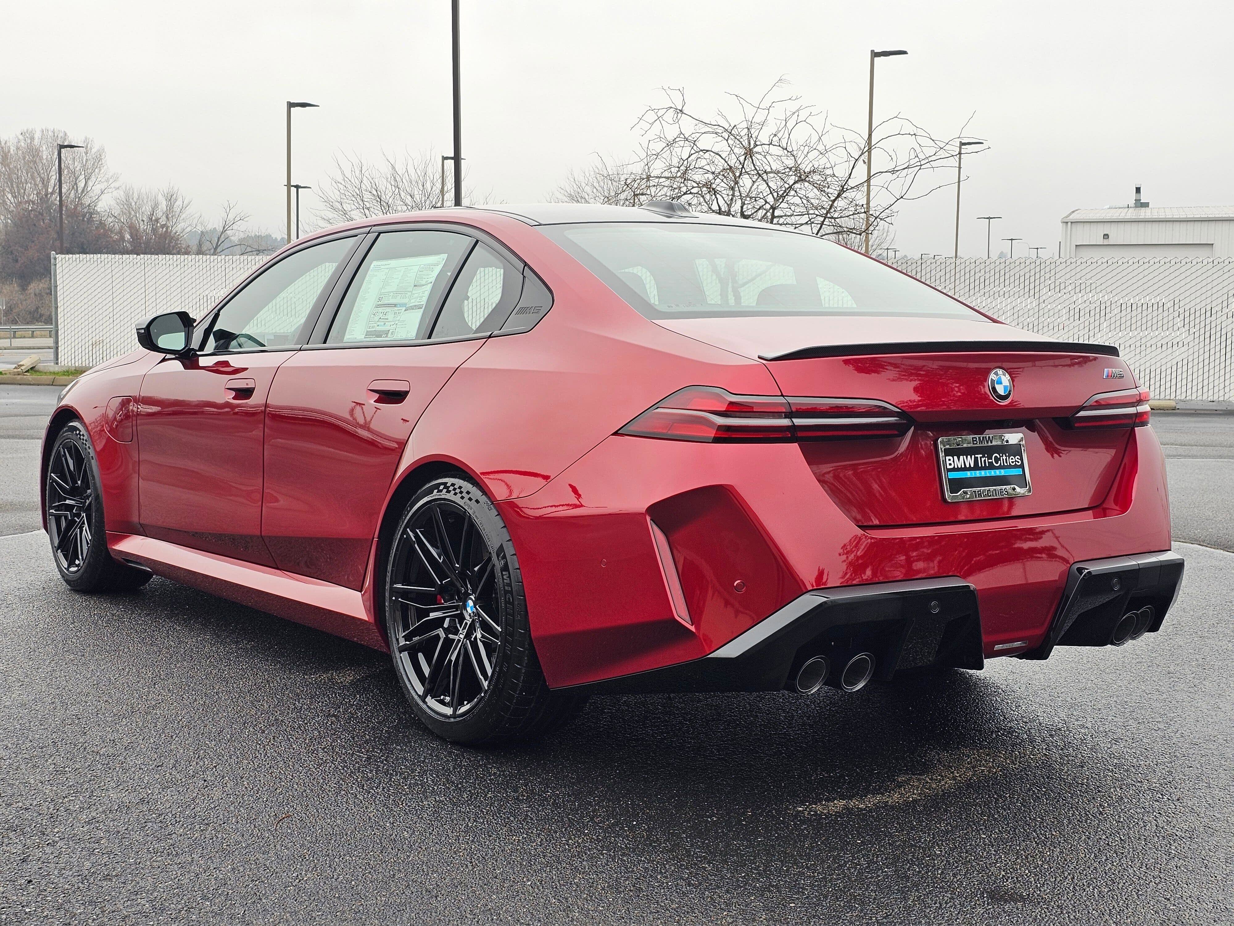 New 2026 BMW M5 w/ Carbon Package AWD/4WD image 4