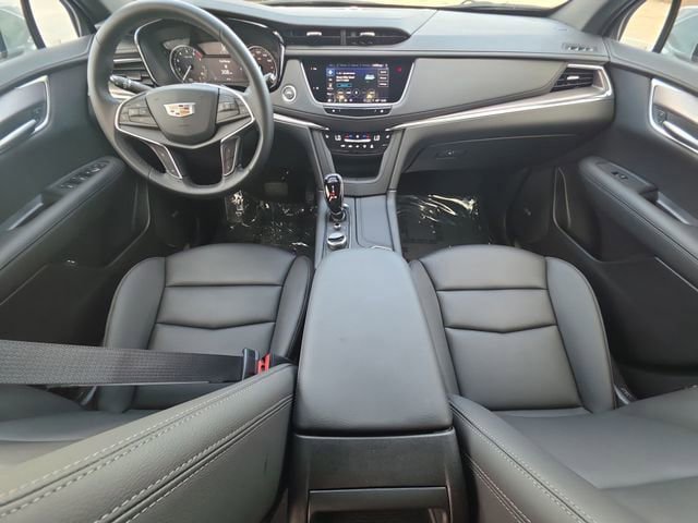 New 2025 Cadillac XT5 Luxury FWD image 19
