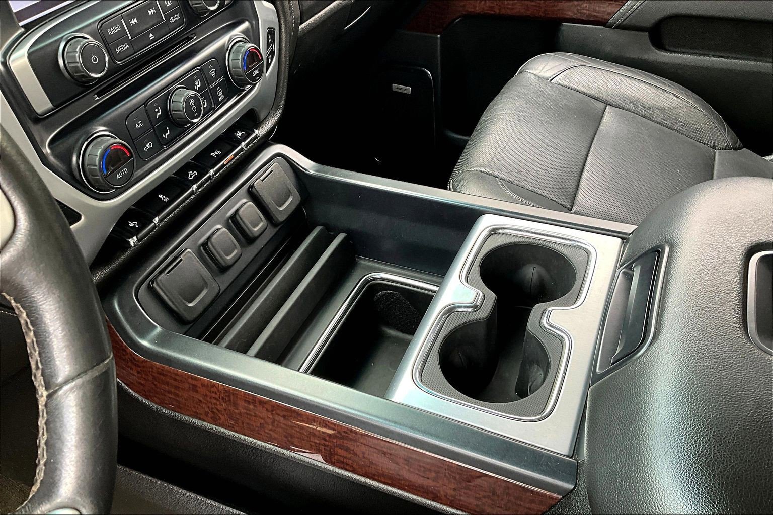 Used 2017 GMC Sierra 1500 SLT image 19