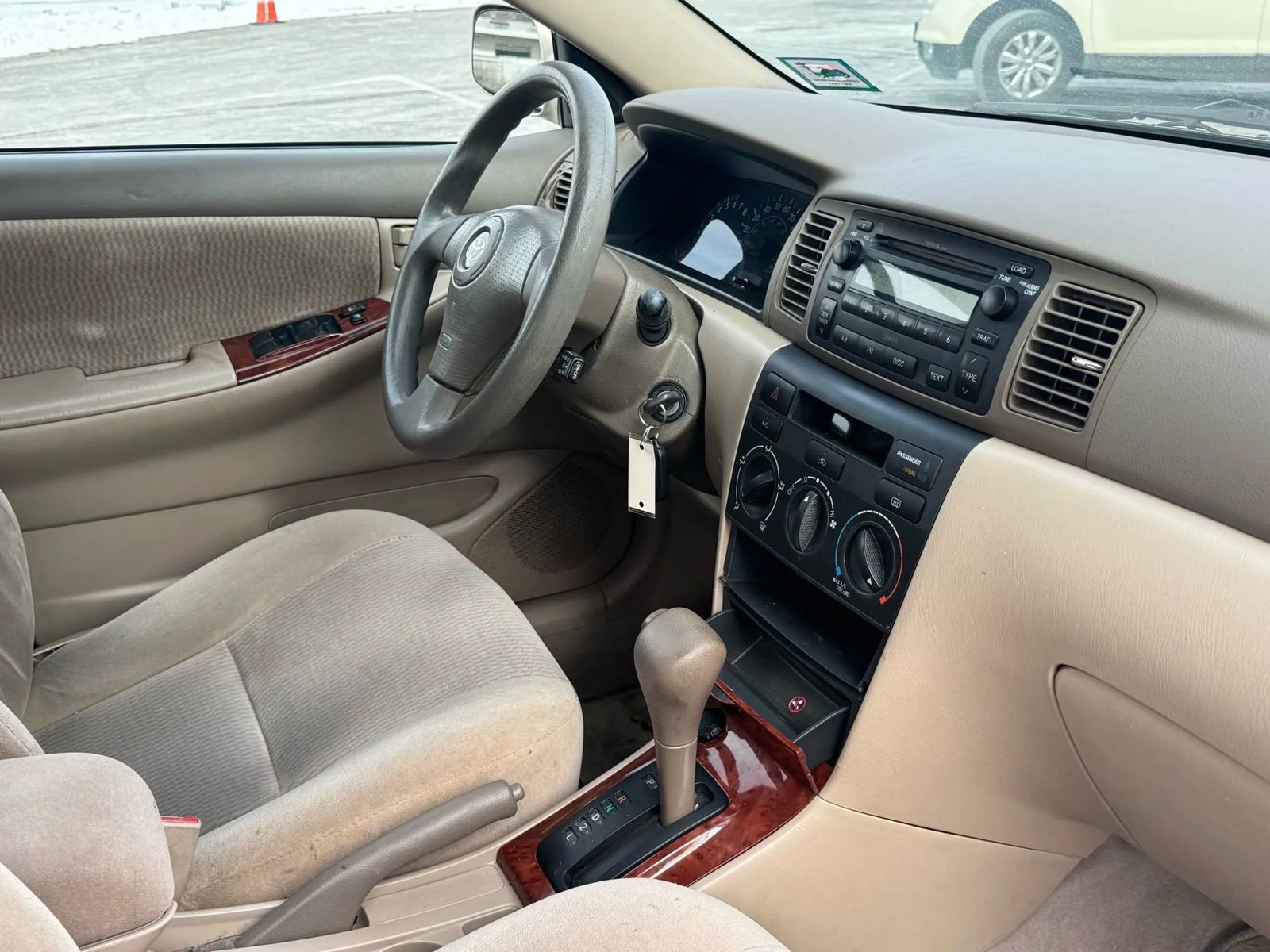 Used 2005 Toyota Corolla LE image 16