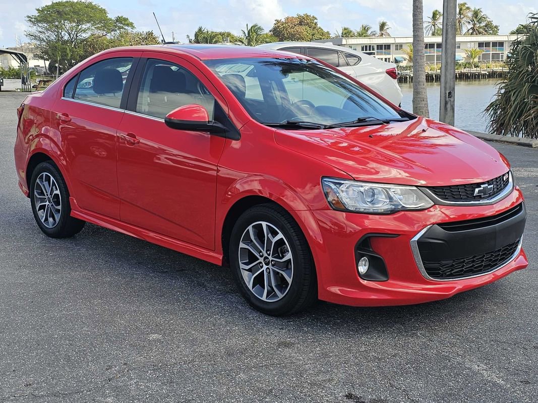 Used 2020 Chevrolet Sonic LT w/ Convenience Package FWD image 17