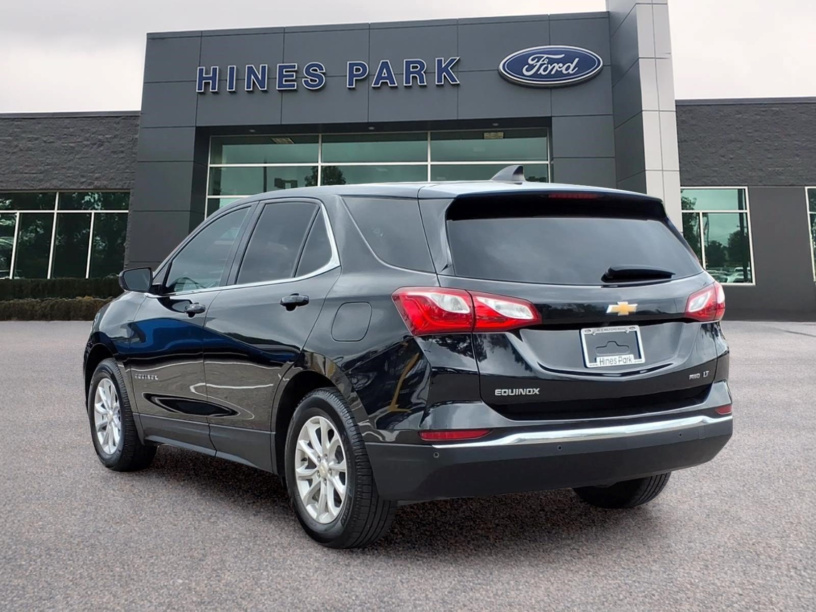 Used 2020 Chevrolet Equinox LT w/ Driver Convenience Package AWD/4WD image 5