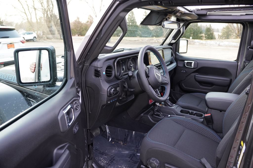 Certified 2025 Jeep Wrangler Unlimited Rubicon 4xe w/ Safety Group image 16