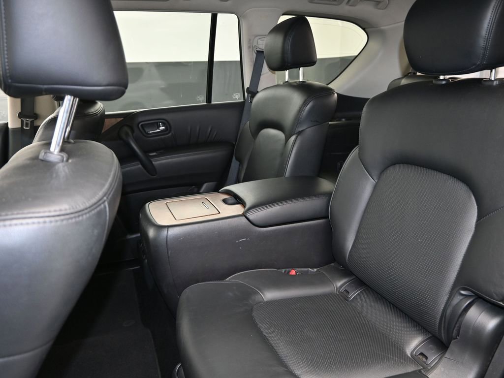 Used 2024 Nissan Armada SL w/ Captain's Chairs Package image 13