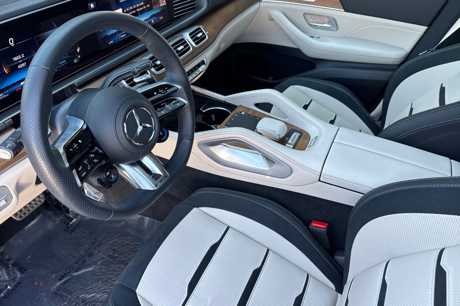 Certified 2026 Mercedes-Benz GLE 53 AMG 4MATIC image 4