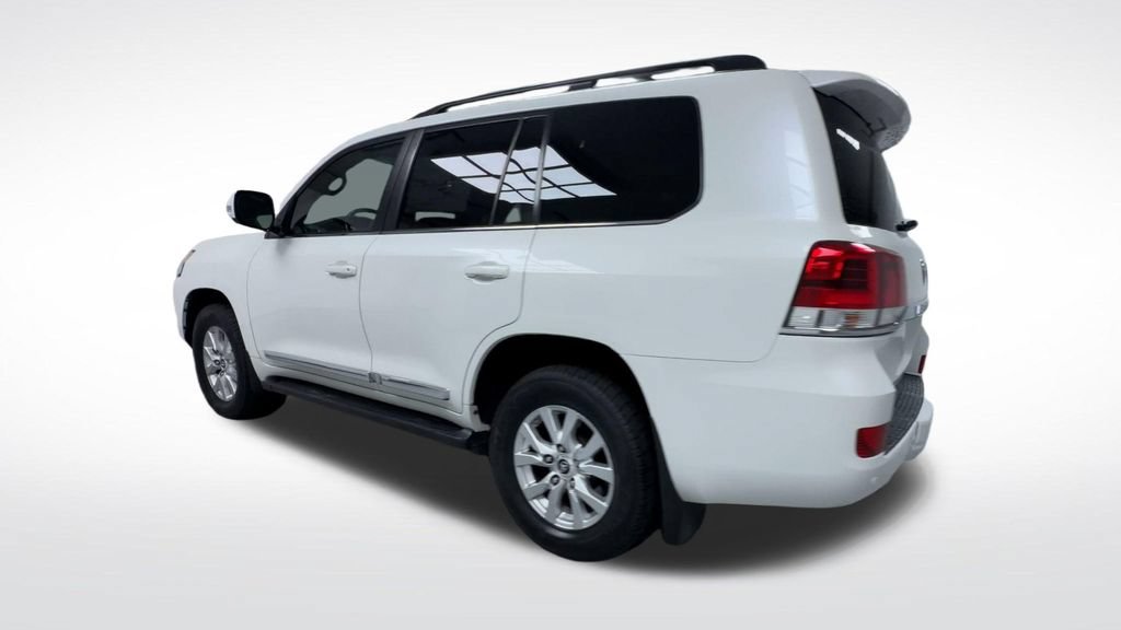 Used 2016 Toyota Land Cruiser AWD/4WD image 24