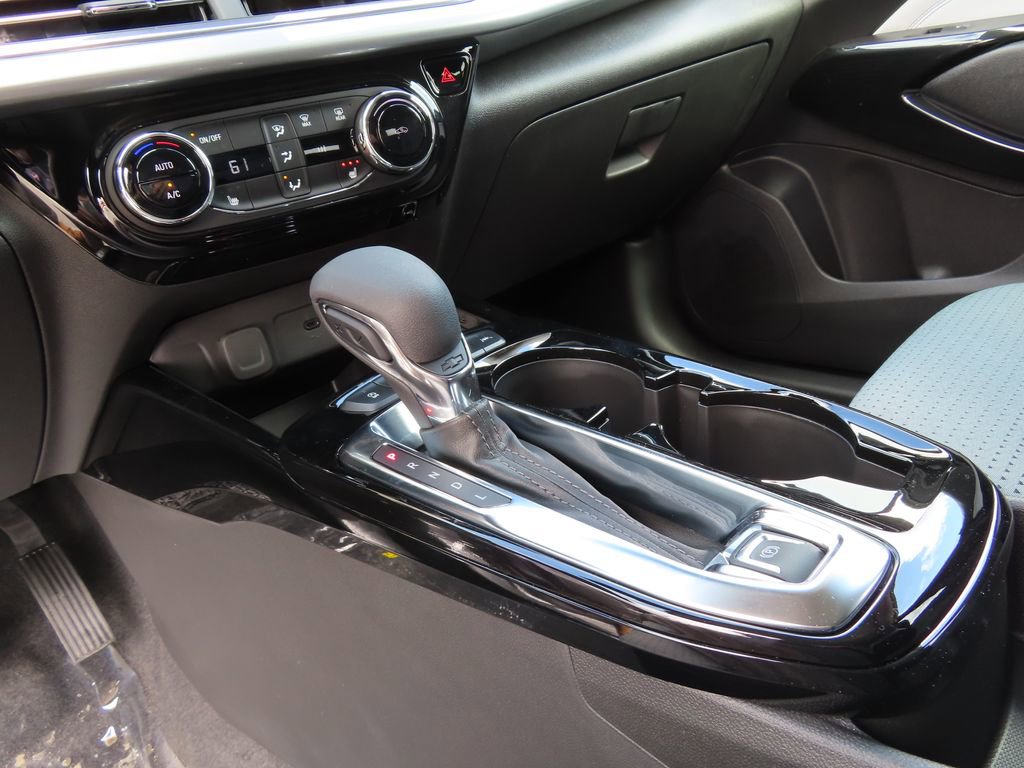 New 2026 Chevrolet Trax LT w/ Driver Confidence Package image 7