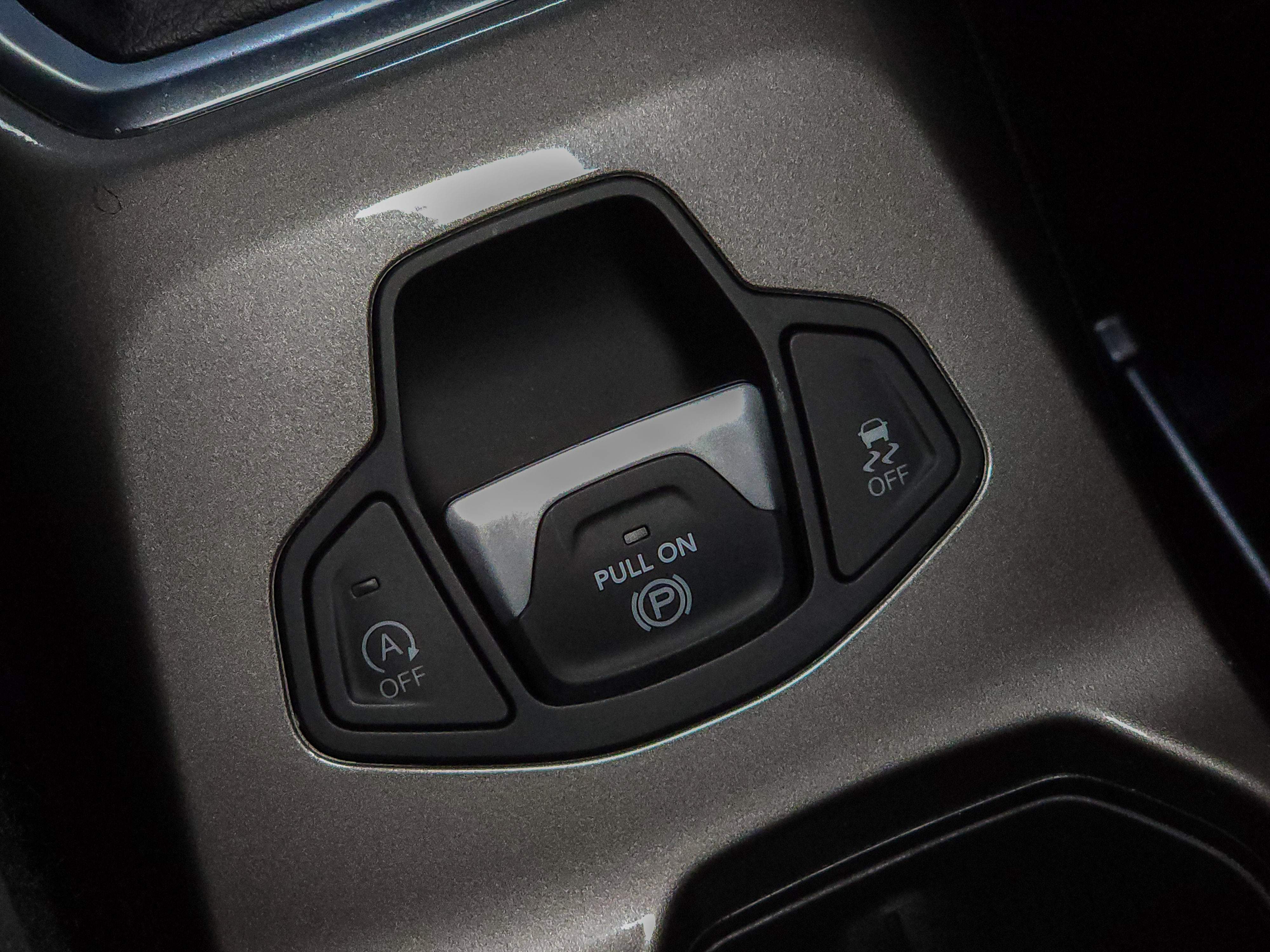 Used 2021 Jeep Renegade Limited image 37