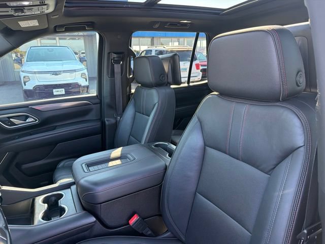 Used 2021 Chevrolet Tahoe RST w/ Luxury Package AWD/4WD image 16