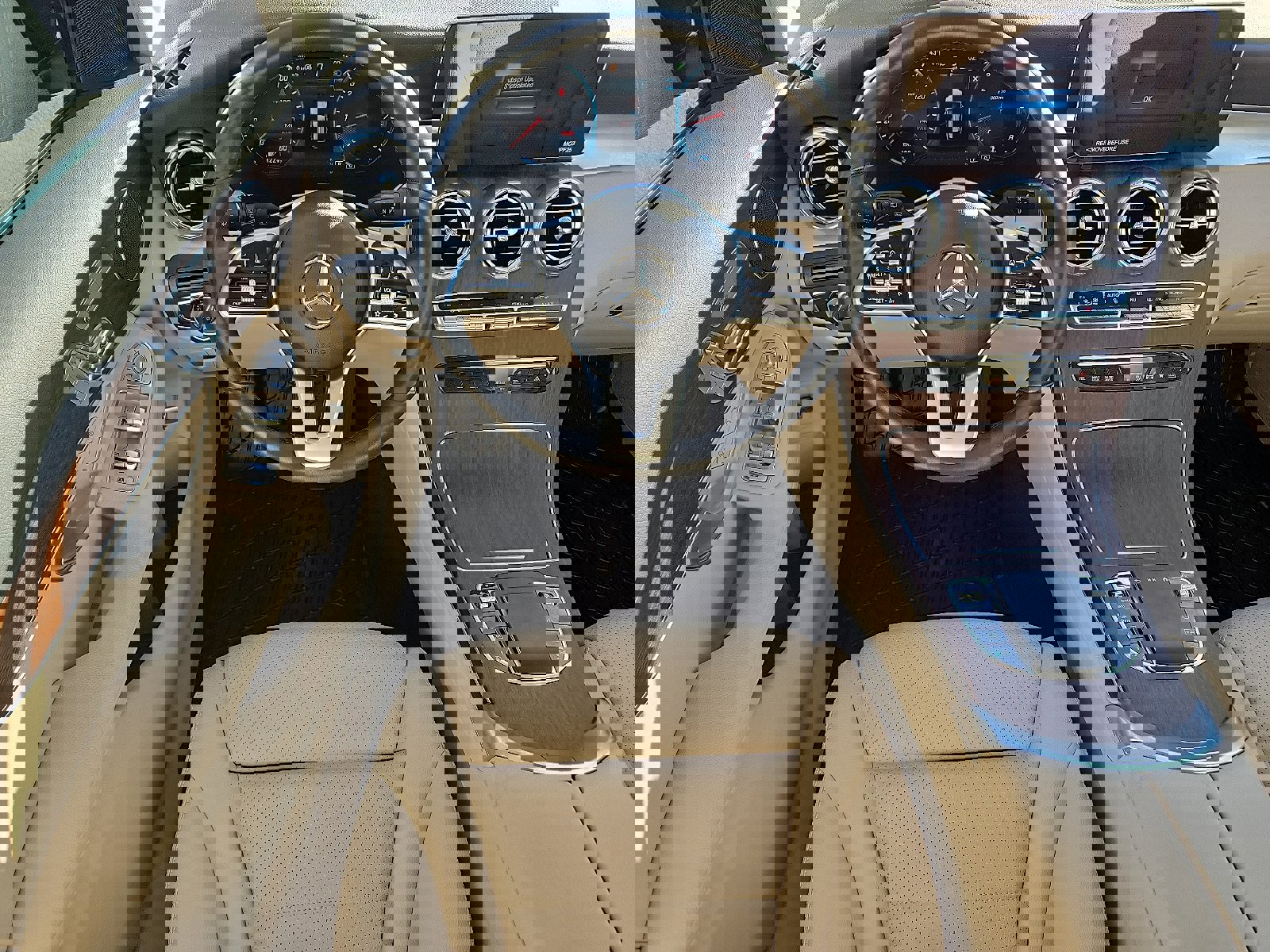 Used 2022 Mercedes-Benz GLC 300 4MATIC image 12