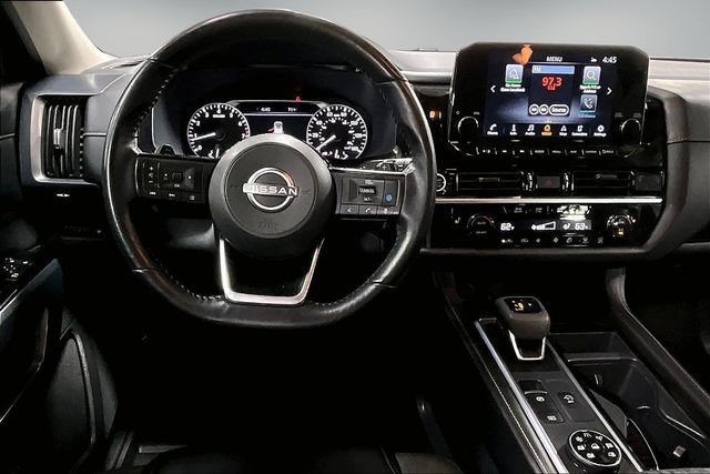 Used 2023 Nissan Pathfinder SL AWD/4WD image 9