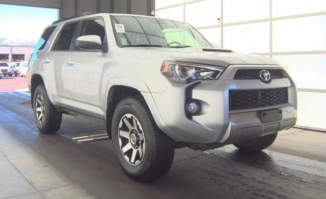 Used 2019 Toyota 4Runner TRD Off-Road image 3