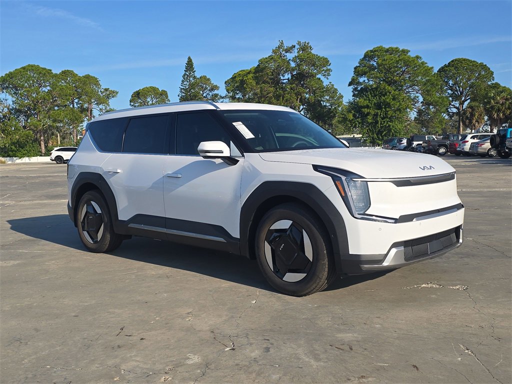 New 2026 Kia EV9 Wind image 2