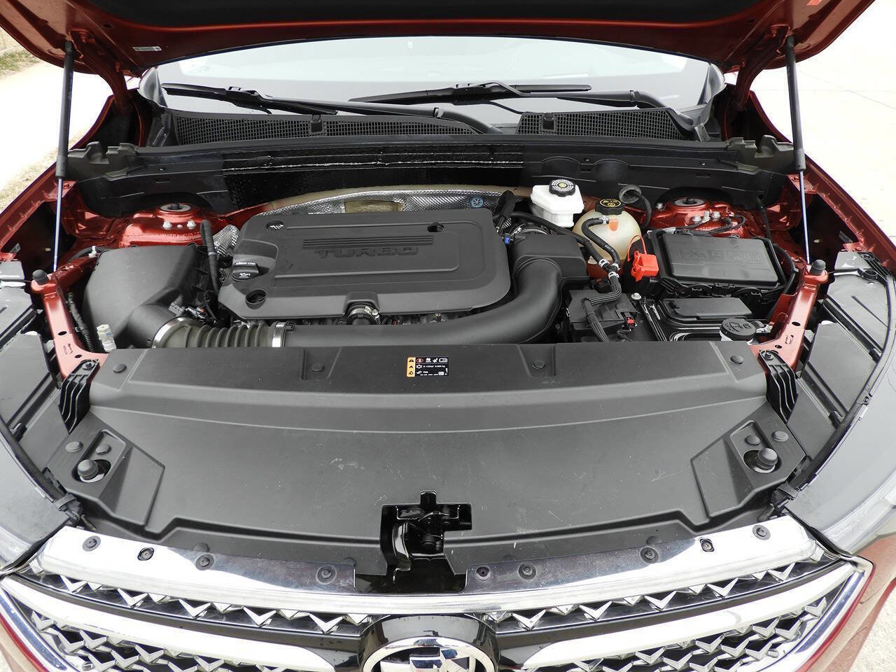 Used 2022 Buick Envision Avenir w/ Technology Package II image 48