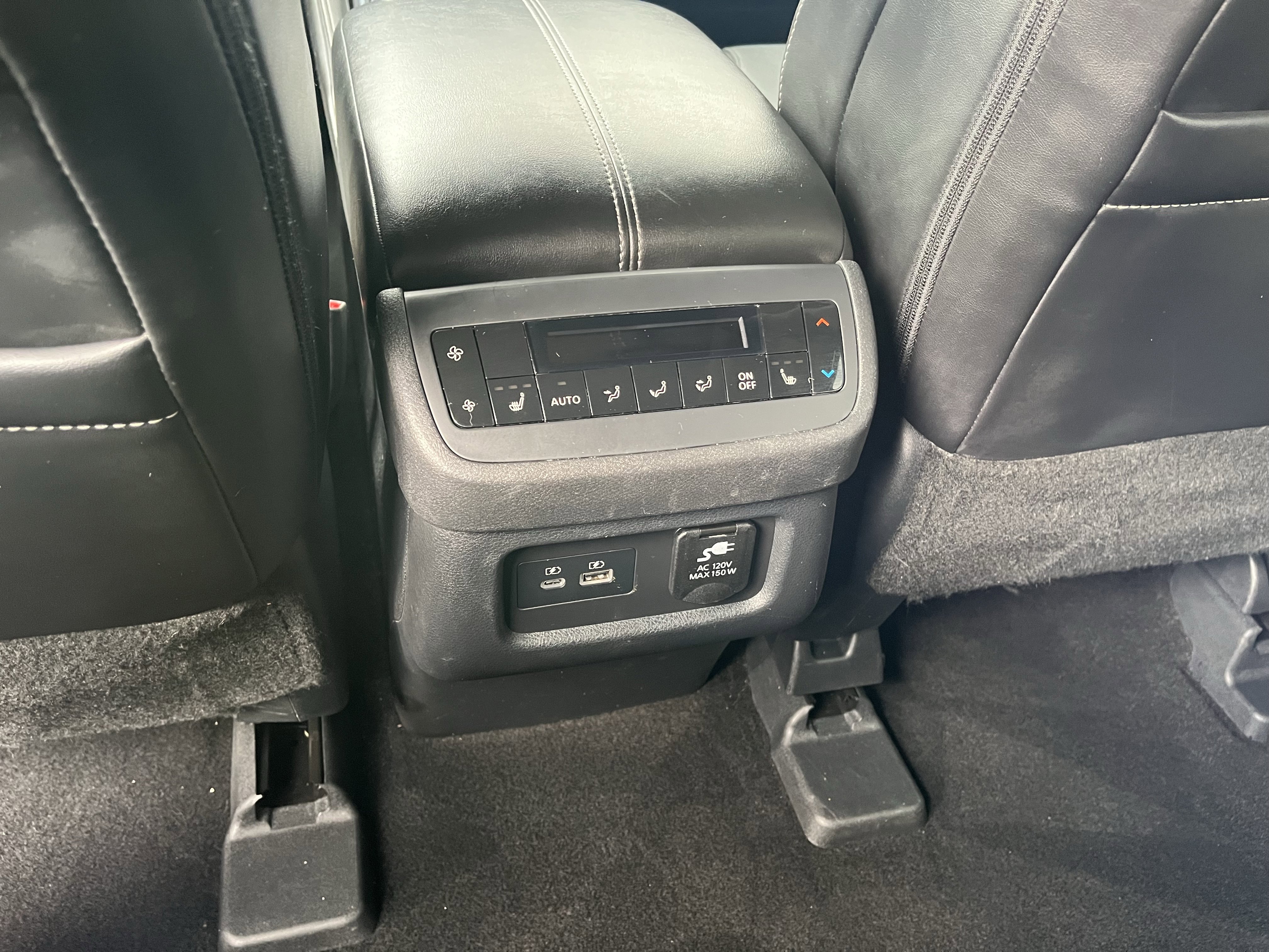 Certified 2024 Nissan Pathfinder Platinum w/ Cargo Package image 34