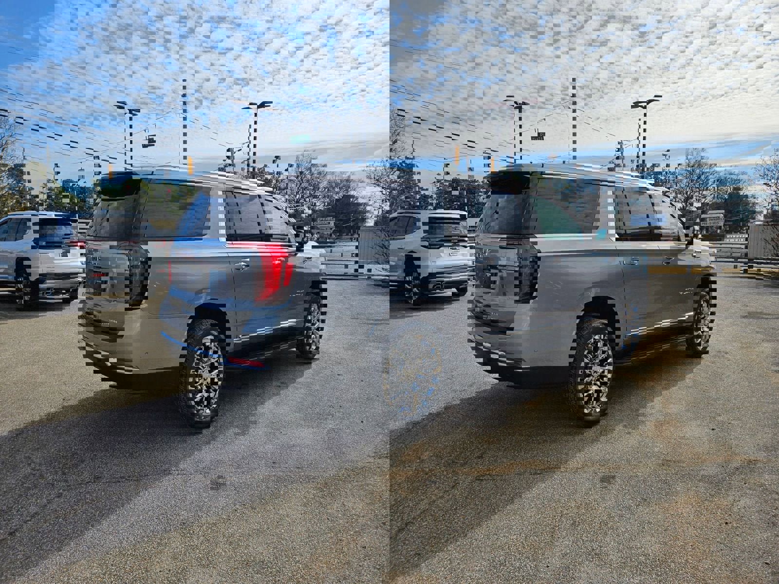 New 2026 GMC Yukon XL Elevation image 6