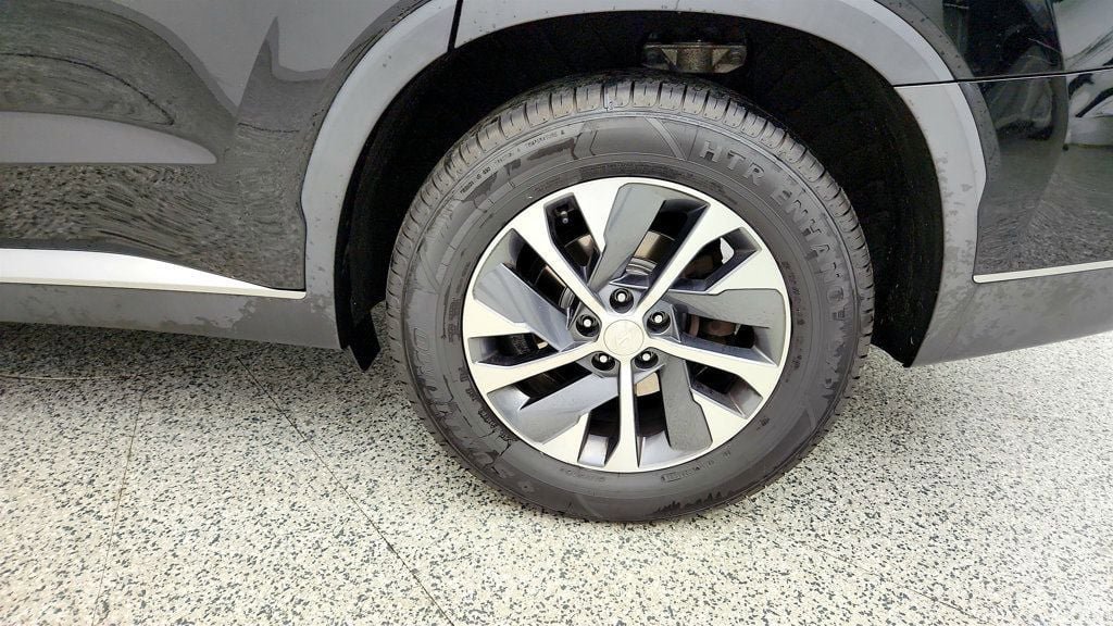 Used 2022 Hyundai Palisade SEL FWD image 9