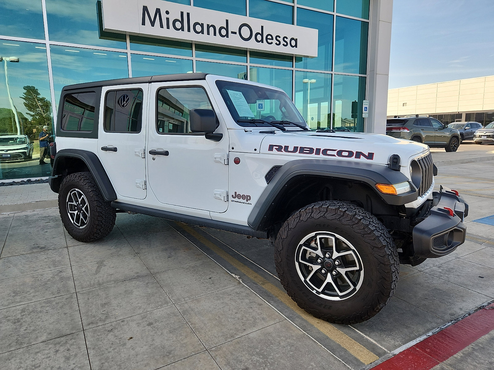 Used 2025 Jeep Wrangler Unlimited Rubicon image 8