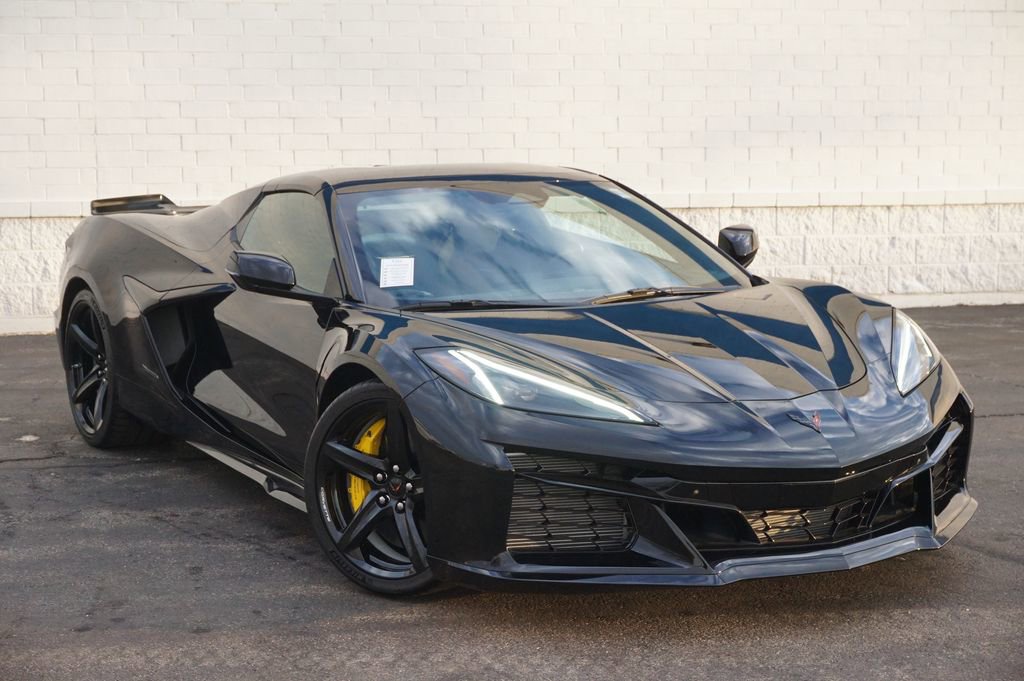 New 2025 Chevrolet Corvette E-Ray image 4