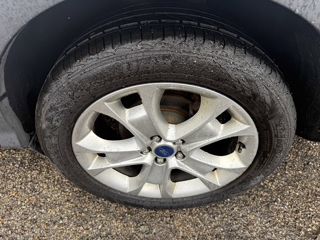 Used 2016 Ford Escape Titanium image 10
