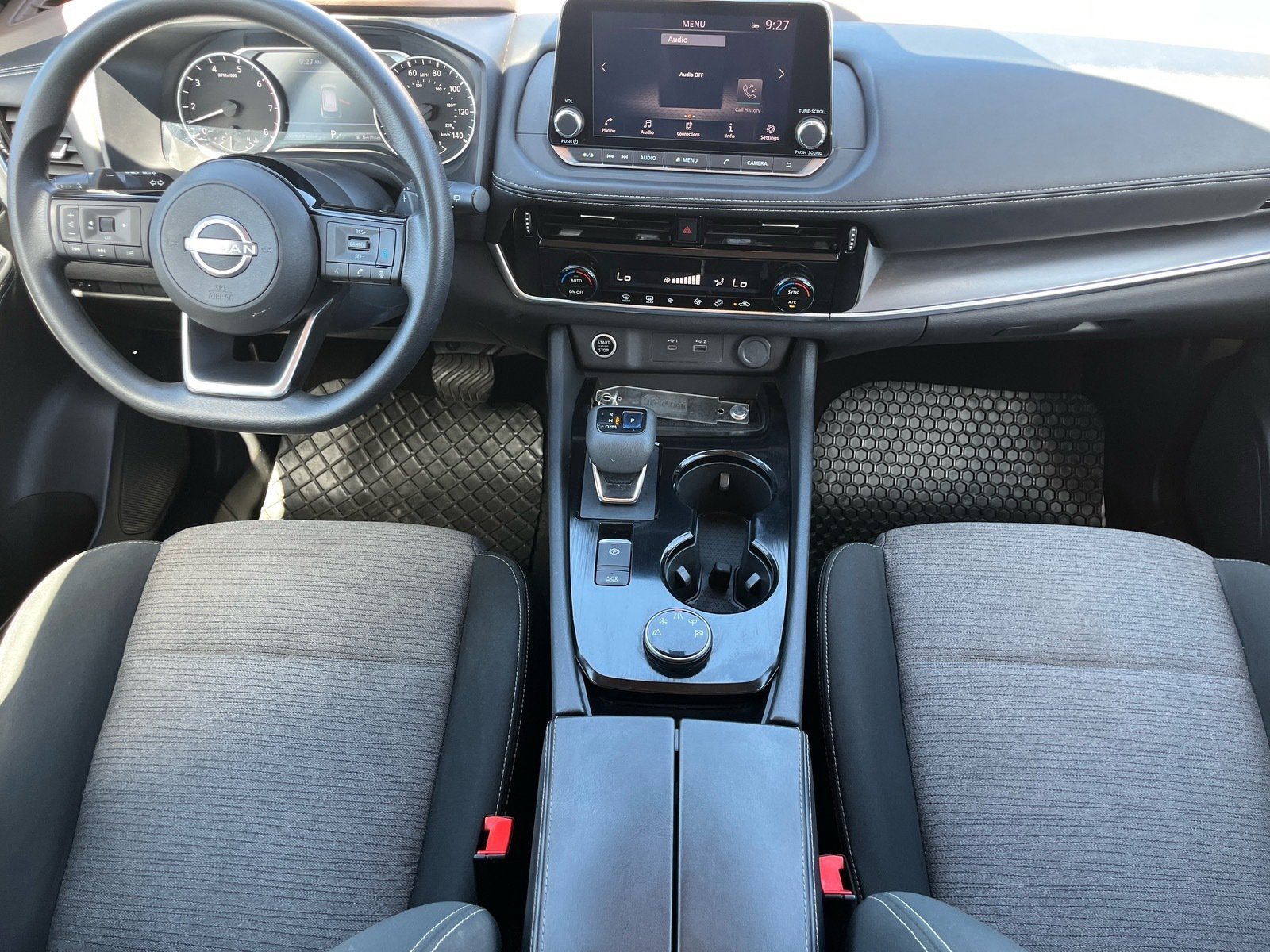 Used 2022 Nissan Rogue SV AWD/4WD image 14