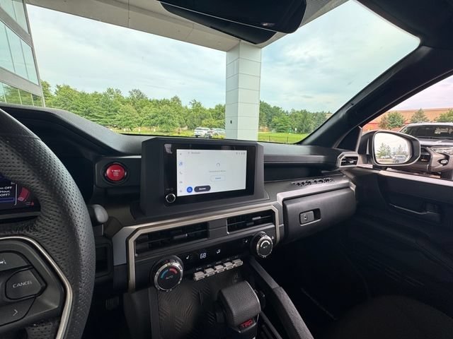 Used 2026 Toyota Tacoma TRD Off-Road AWD/4WD image 8