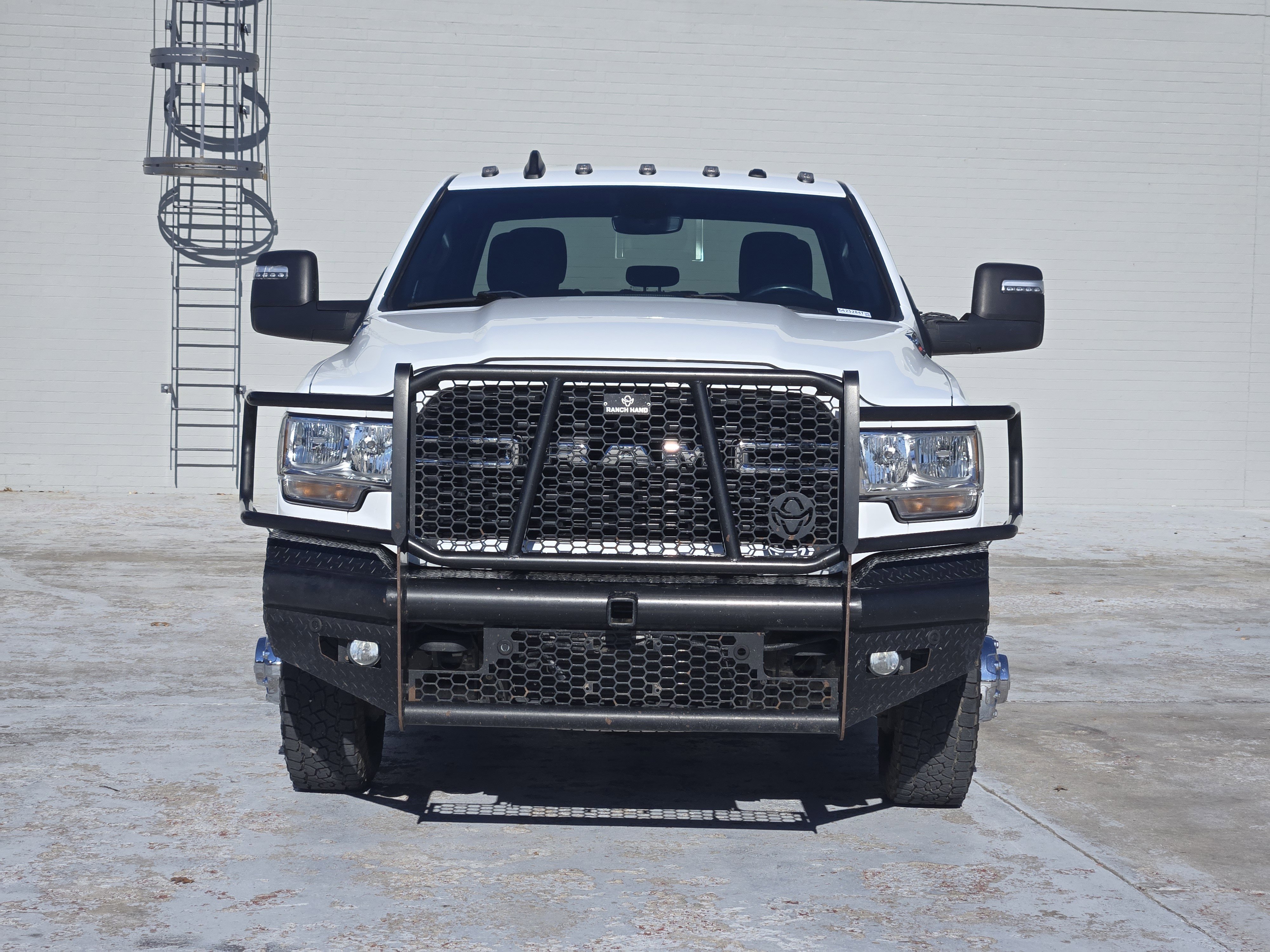 Used 2023 RAM 3500 Big Horn w/ Level 1 Equipment Group image 3