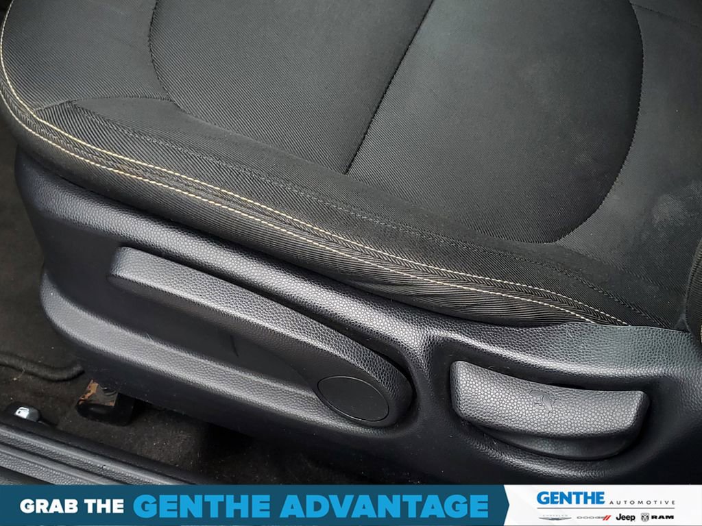 Used 2015 Kia Soul + image 10