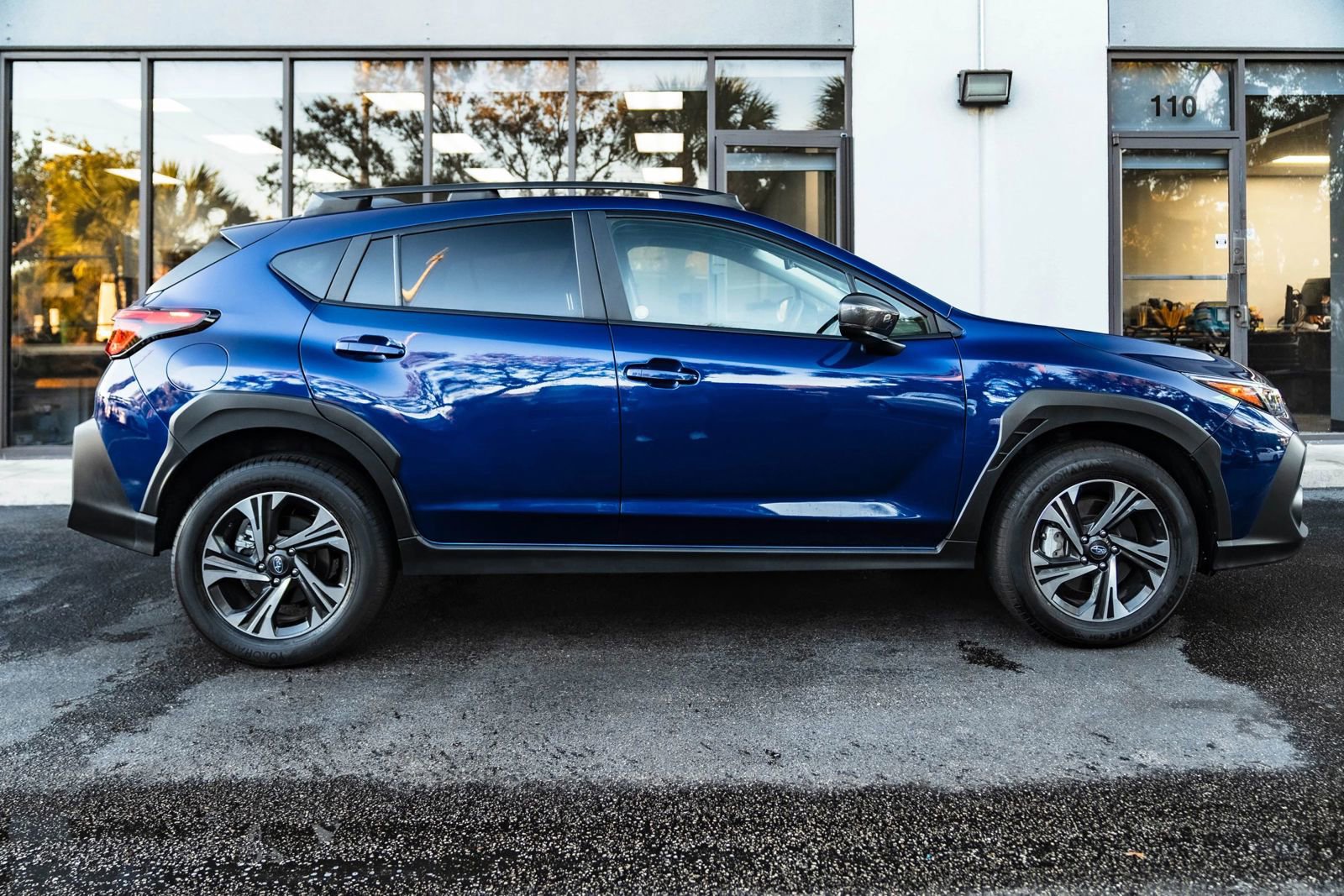 Used 2025 Subaru Crosstrek 2.0i Premium image 6