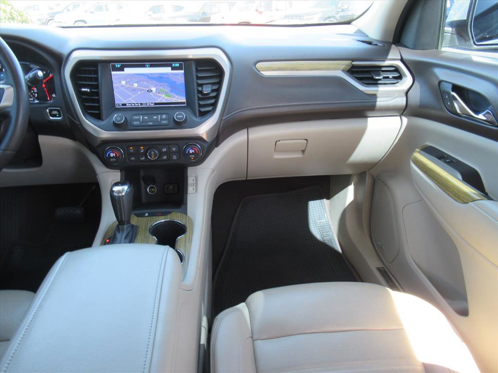 Used 2017 GMC Acadia Denali image 14
