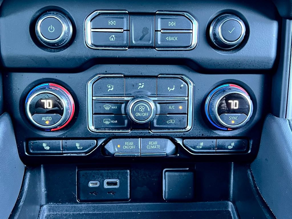 Used 2021 Chevrolet Tahoe LT image 32