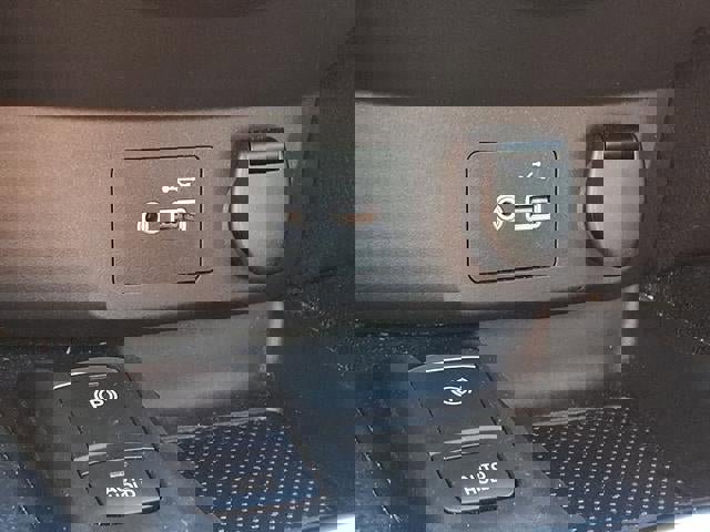 Certified 2021 Nissan Rogue Sport SL w/ Premium Package AWD/4WD image 26