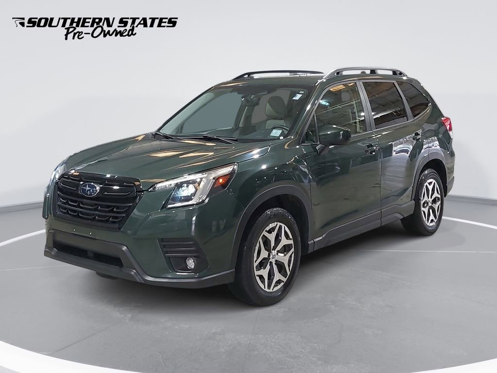 Used 2024 Subaru Forester Premium image 1