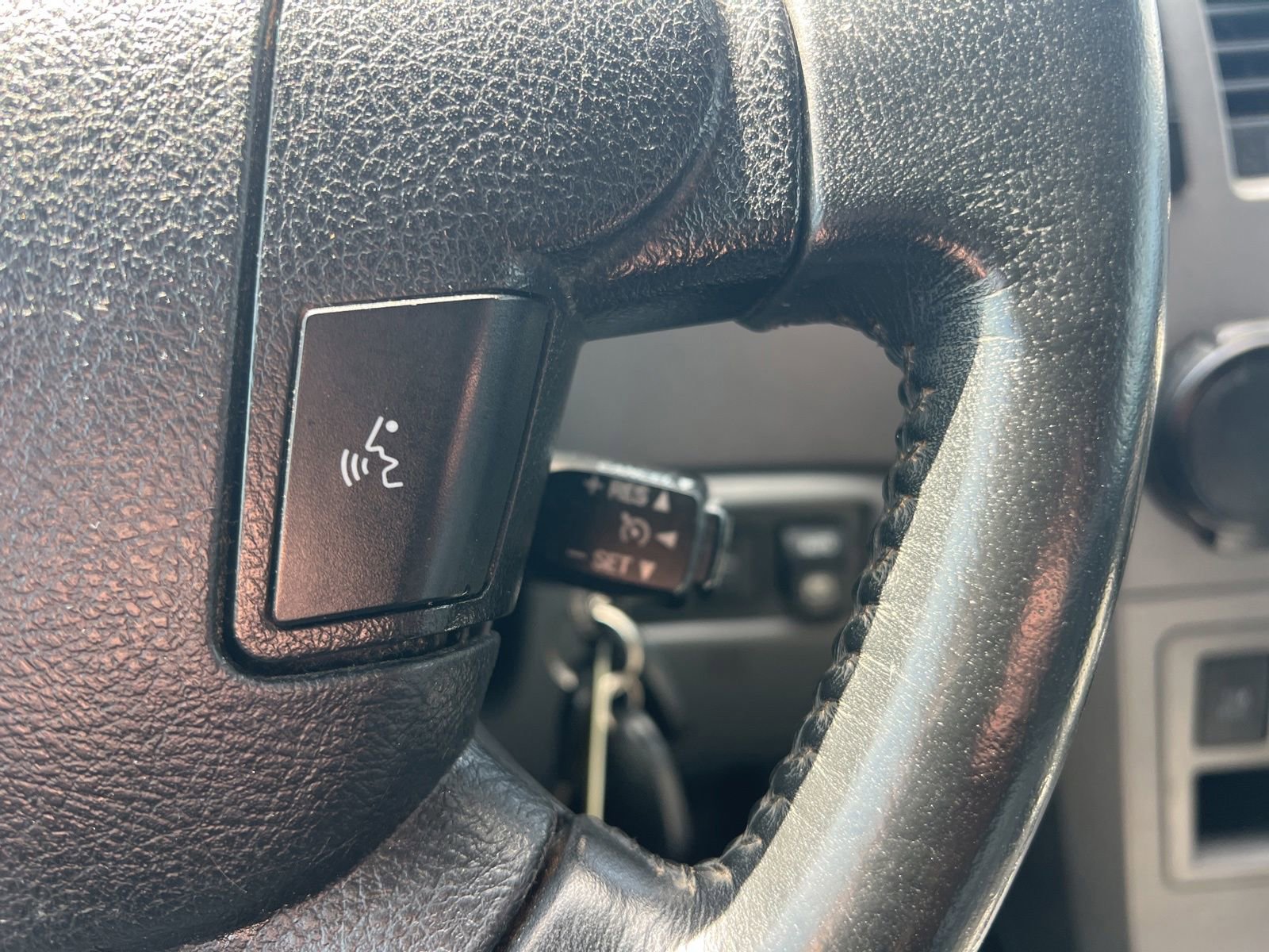 Used 2011 Toyota Sequoia SR5 RWD image 11