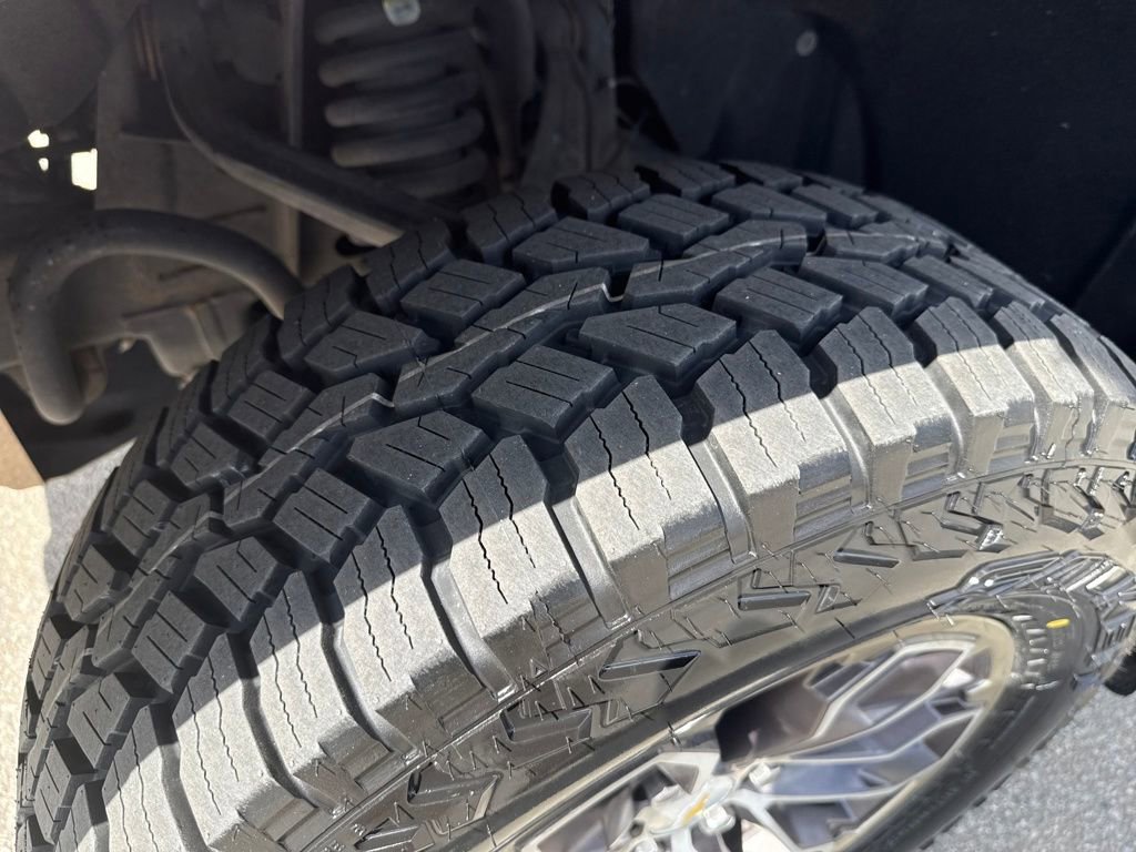 Used 2020 Chevrolet Colorado ZR2 image 14