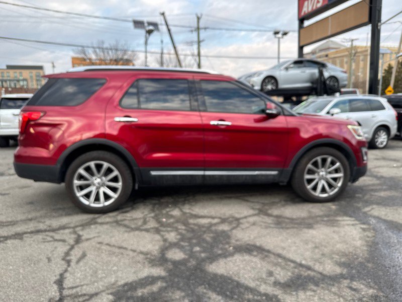 Used 2017 Ford Explorer Limited image 6