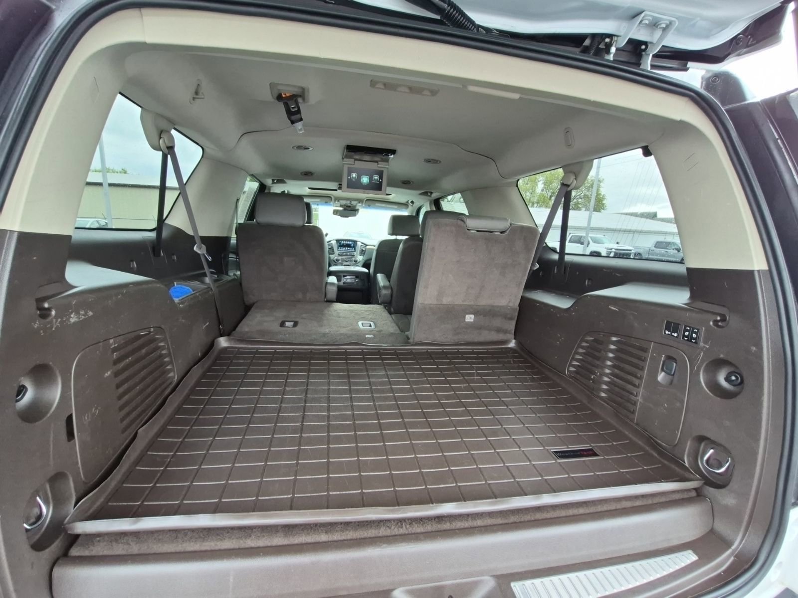 Used 2017 GMC Yukon XL Denali w/ Open Road Package image 40