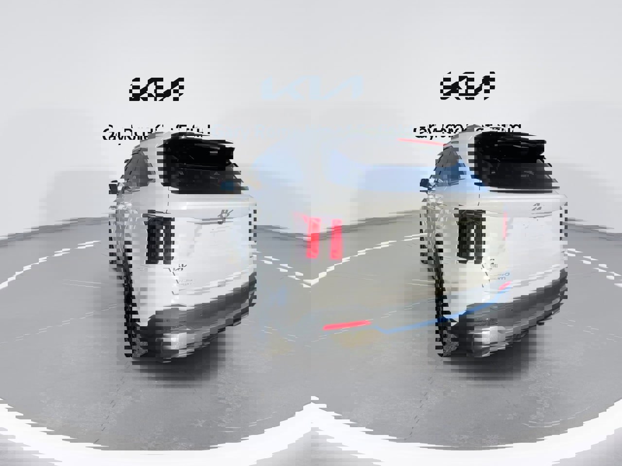 Used 2024 Kia Sorento S image 7