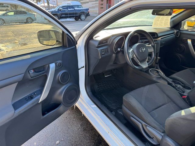 Used 2013 Scion tC image 8