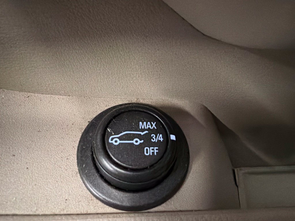 Used 2012 Cadillac SRX Luxury FWD image 18