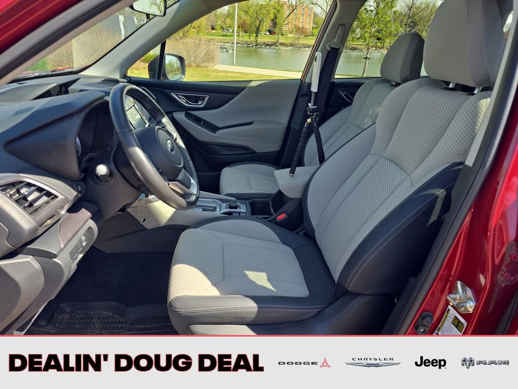 Used 2019 Subaru Forester Premium w/ All-Weather Package AWD/4WD image 10