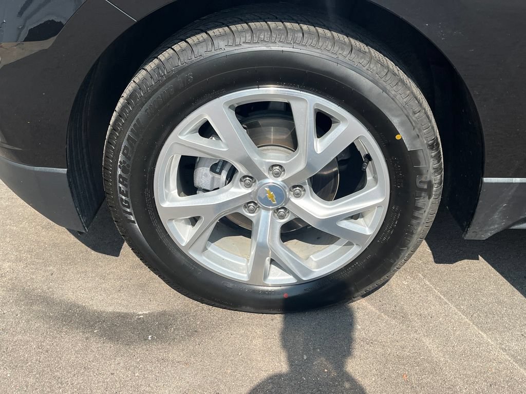 Used 2018 Chevrolet Equinox Premier FWD image 29