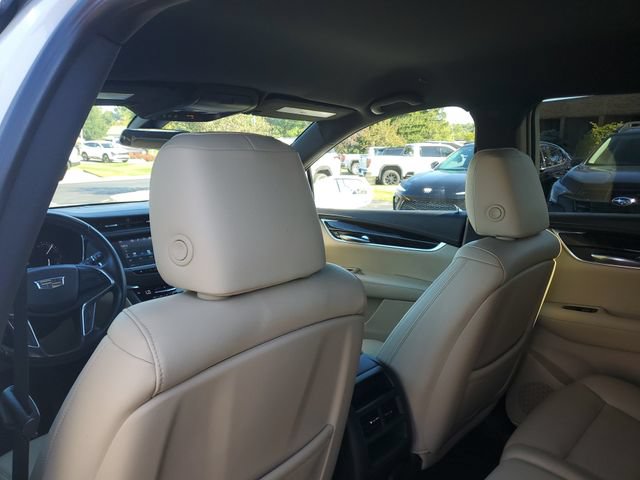 Used 2018 Cadillac XT5 FWD image 10