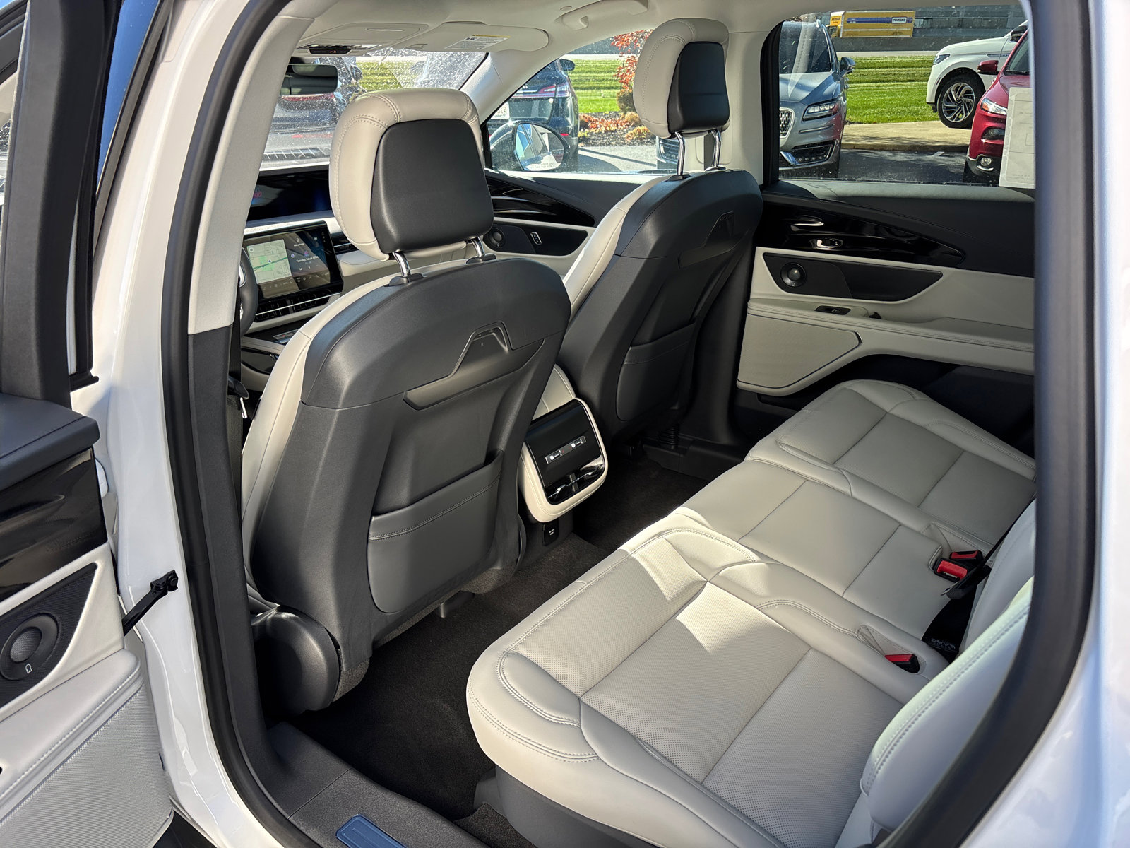 New 2026 Lincoln Nautilus Premier w/ Equipment Group 102A image 29