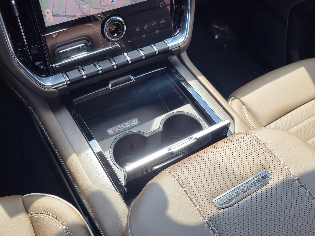 New 2026 GMC Yukon XL Denali Ultimate AWD/4WD image 16