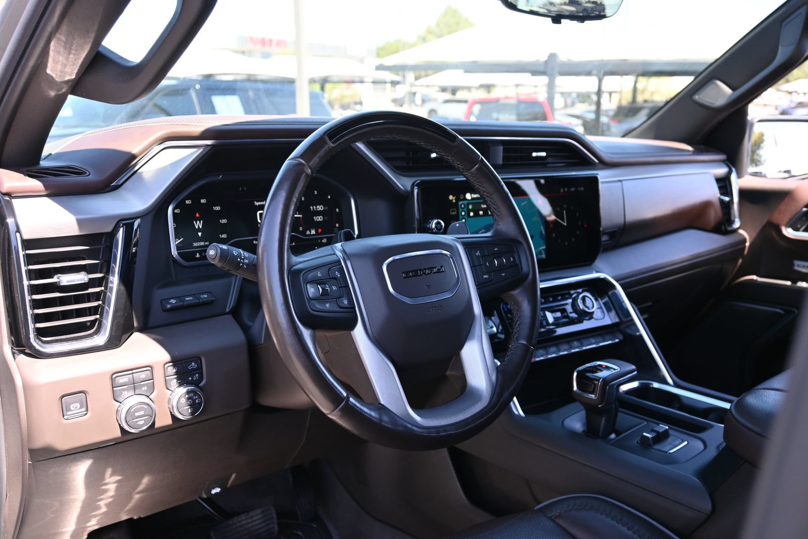 Used 2025 GMC Sierra 1500 Denali AWD/4WD image 17