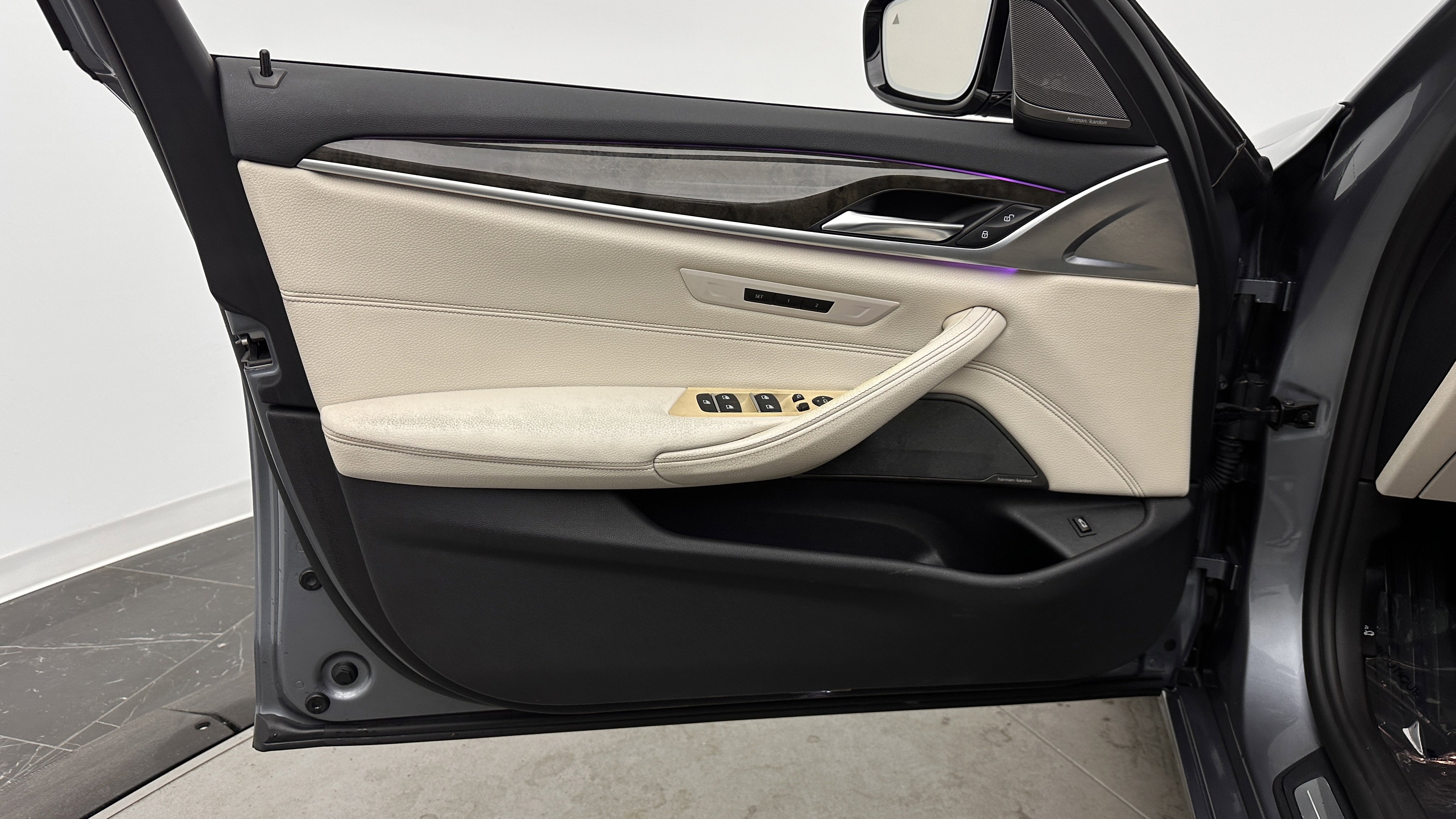 Used 2017 BMW 540i image 12