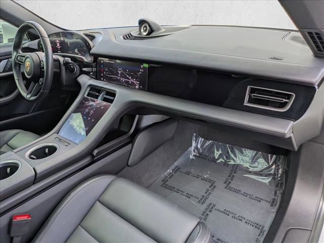 Used 2024 Porsche Taycan image 21